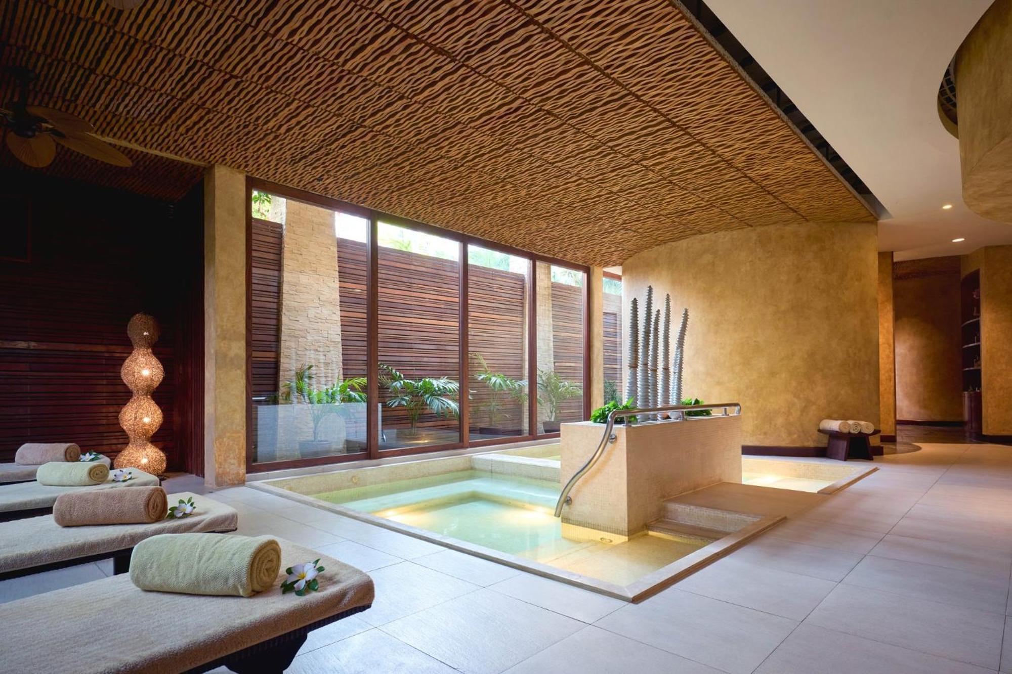 Centara Grand Mirage Beach Resort Pattaya Exterior photo