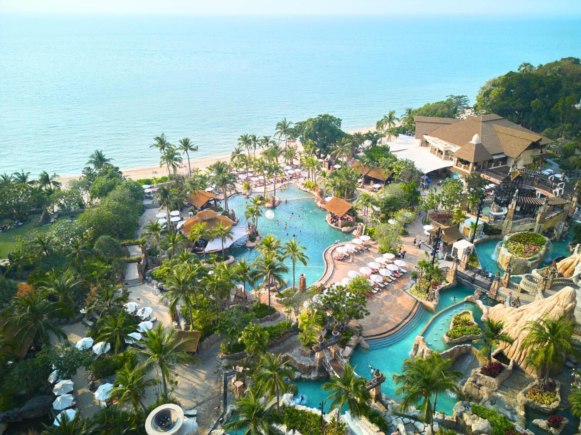 Centara Grand Mirage Beach Resort Pattaya Exterior photo