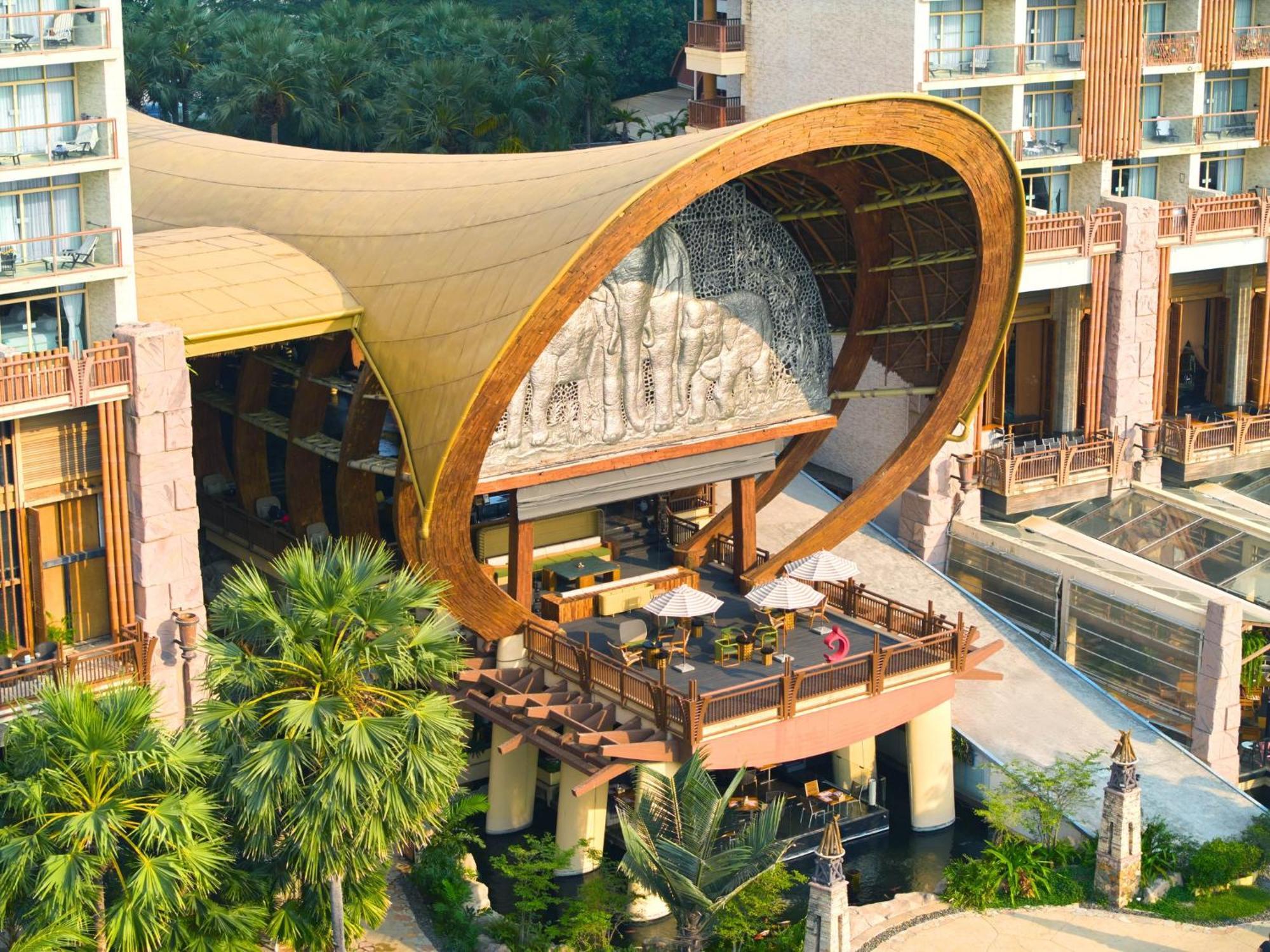 Centara Grand Mirage Beach Resort Pattaya Exterior photo